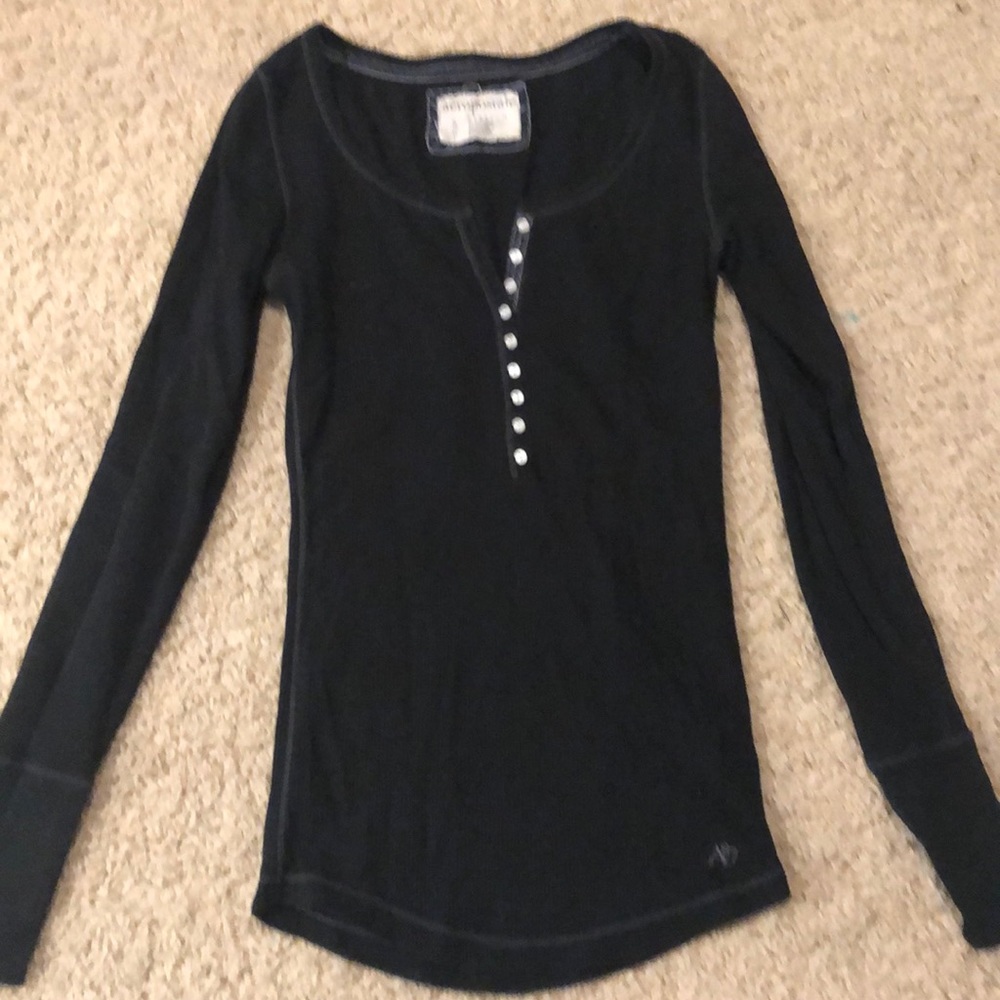 Aeropostale black stretch long sleeve shirt